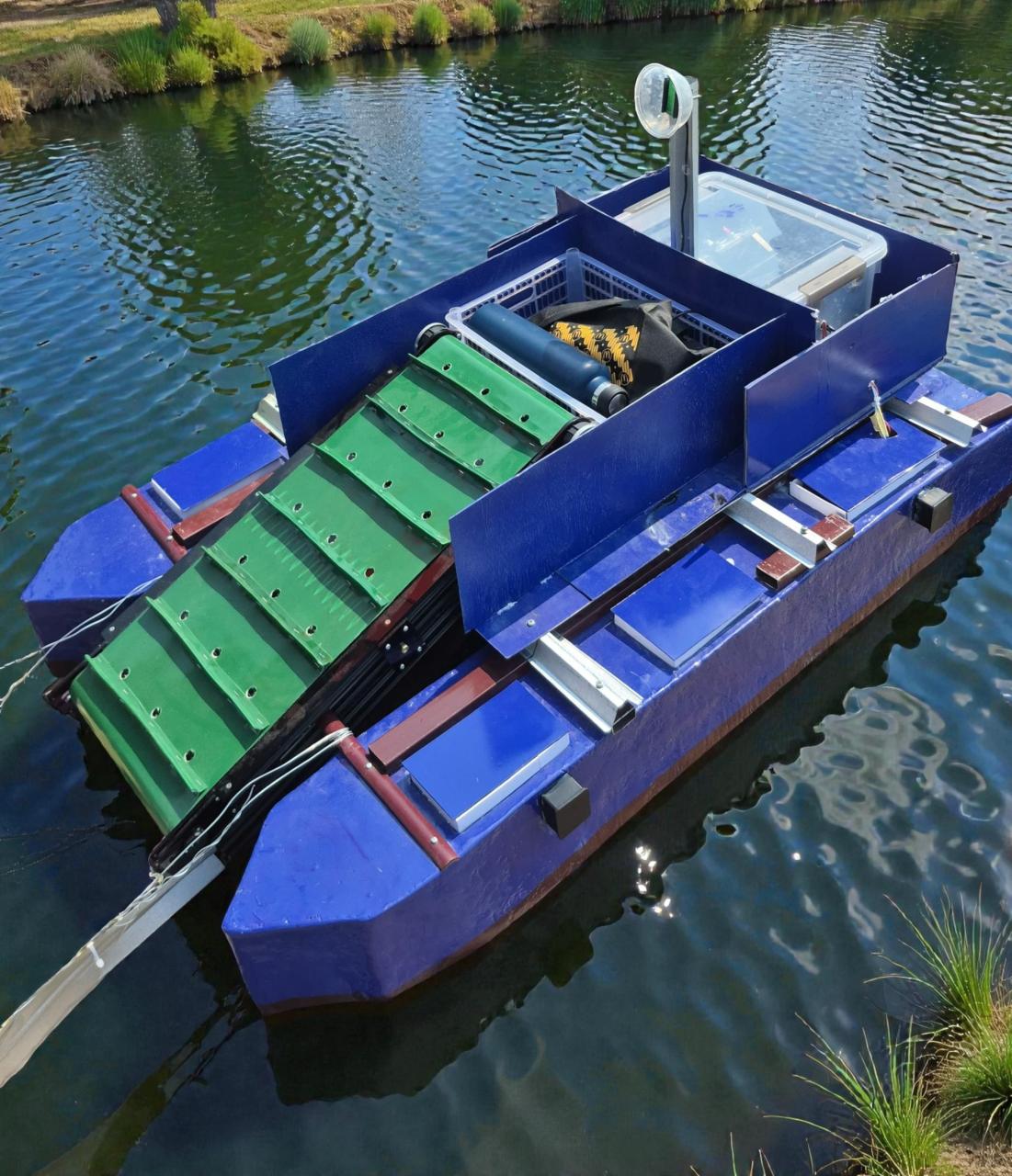 Aruna: Ship-Based Waste Navigation Robot